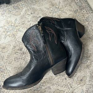 Ariat Black Leather Ankle Booties